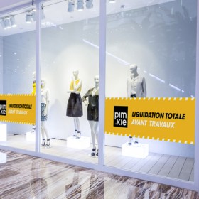 Adhésif grand format covering, microperforé, vitrophanie, sol, textile, repositionnable